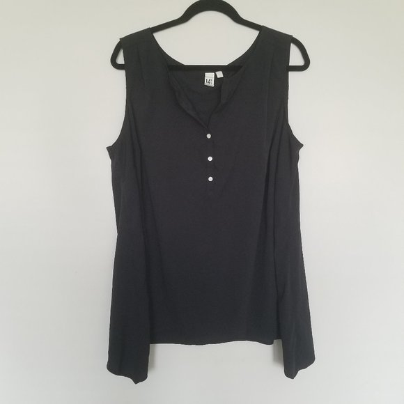 14th & Union Tops - 14th & Union black tank top handkerchief hem 2X